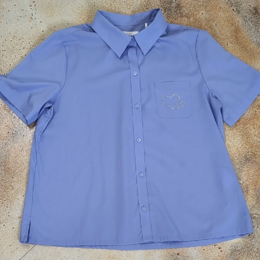 Foxcroft | Periwinkle Blue Heart Pocket Button Down Short Sleeve Size 14 - Picture 2 of 9